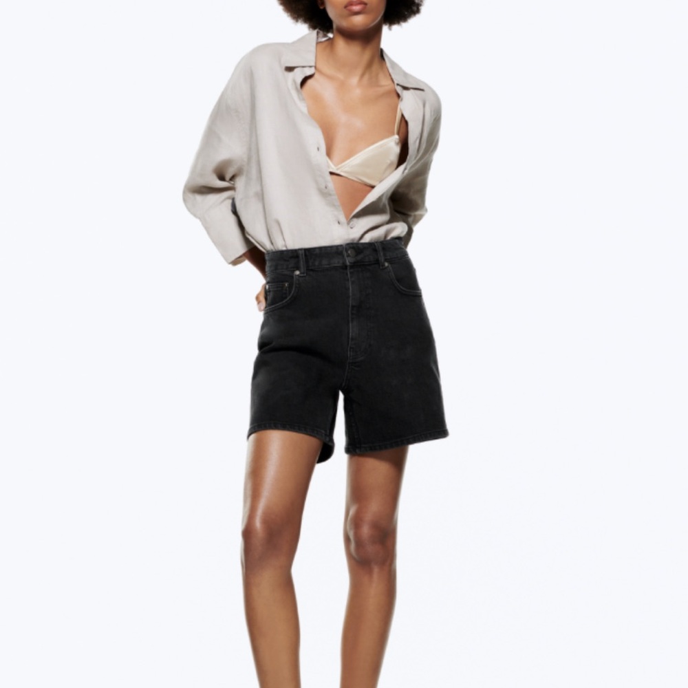 Zara ZW 90s short in vintage black